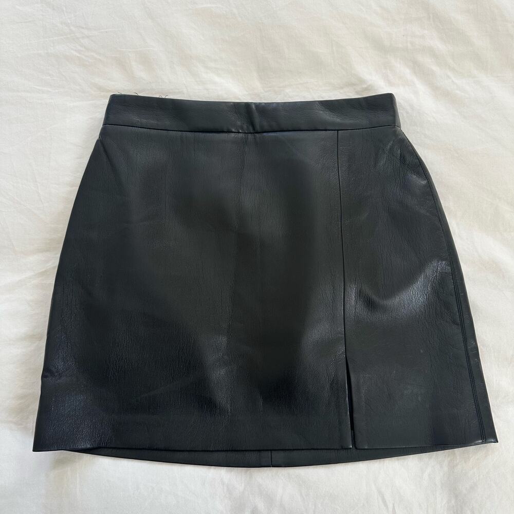 Aritzia Wilfred Patio High Waist Black Vegan Leather Mini Skirt Size S